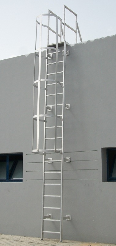 Aluminum Fixed Access Ladder